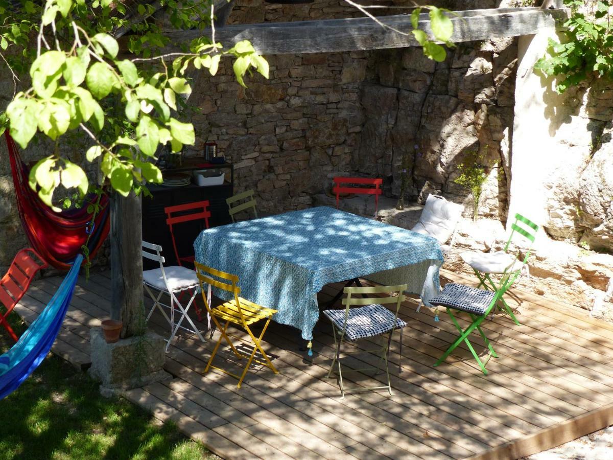 Les Jardins Sauvages Cabrerets Exterior foto